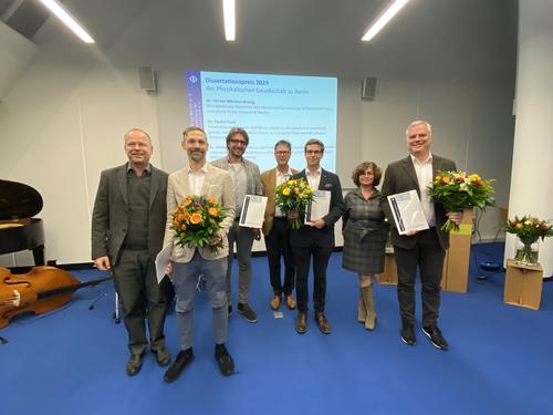 Florian received the PGzB Dissertation award